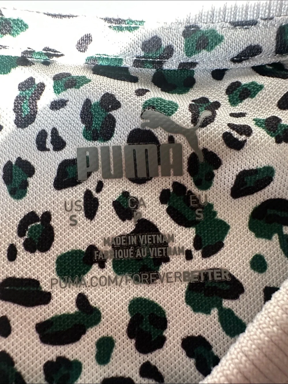Puma White and Green Leopard Print Womens Two-Piece Dress Set